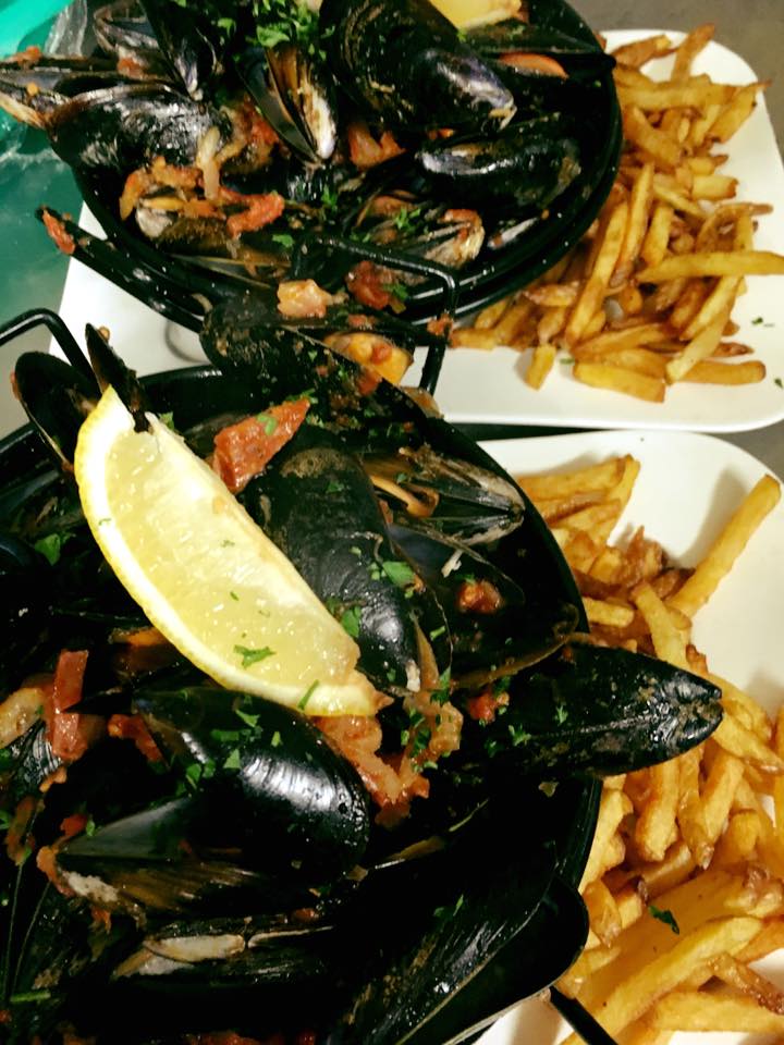 Soirée concert moules & frites à volonté
