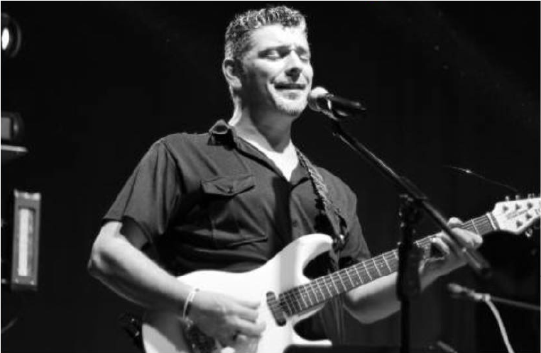 Soirée musicale avec Pierre "guitare & voix"